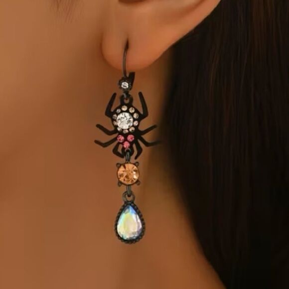 🕷️ Betsey Johnson Mismatched Black and Pink Dangle Spider Earrings 🕷️ - Picture 7 of 11